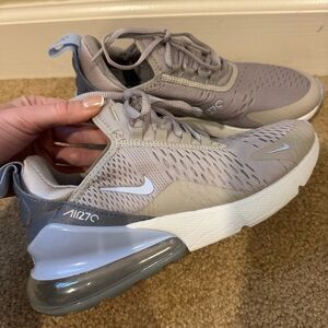 Nike Air Max 270 Women’s
